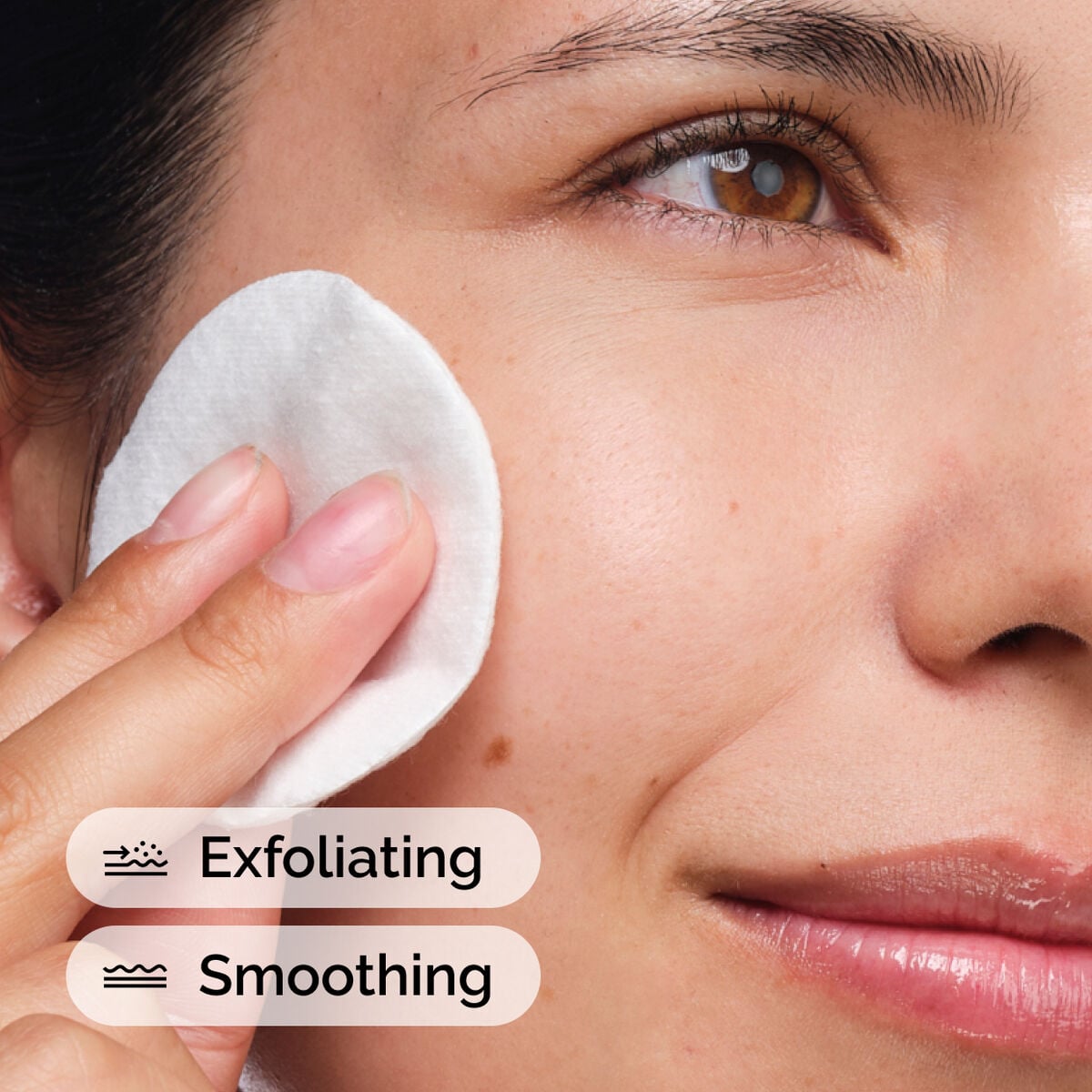 glycolic-acid-7-exfoliating-toner-n4 ord-glycolic-acid-exfoliating-toner-model-application-with-benefits.jpg