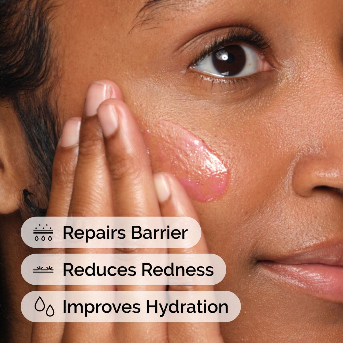 soothing-and-barrier-support-serum-g0 ord-soothing-barrier-support-serum-model-application-with-benefits.jpg